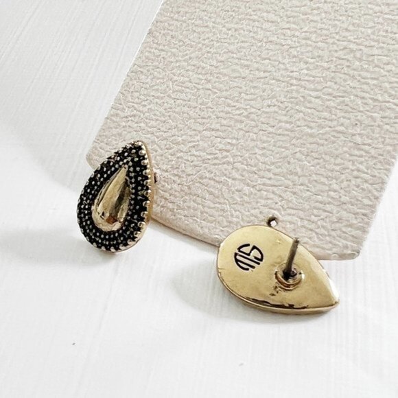 Samantha Wills Stud Earrings - Picture 2 of 3